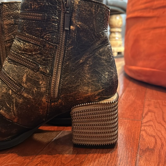 Papucei Ladies Boots - Picture 14 of 17